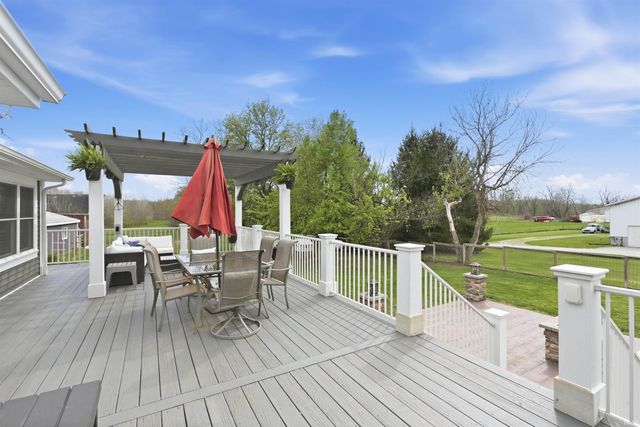 3724 E 550 S-57 Road, Churubusco, IN 46723