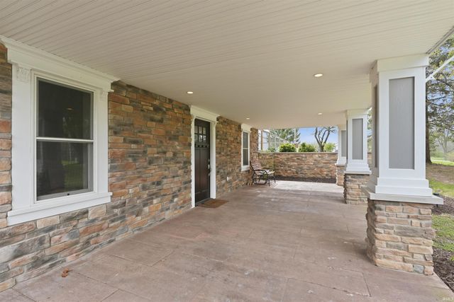 3724 E 550 S-57 Road, Churubusco, IN 46723