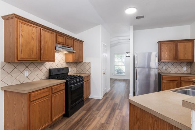 32350 Cross Spring Park Lane, Conroe, TX 77385