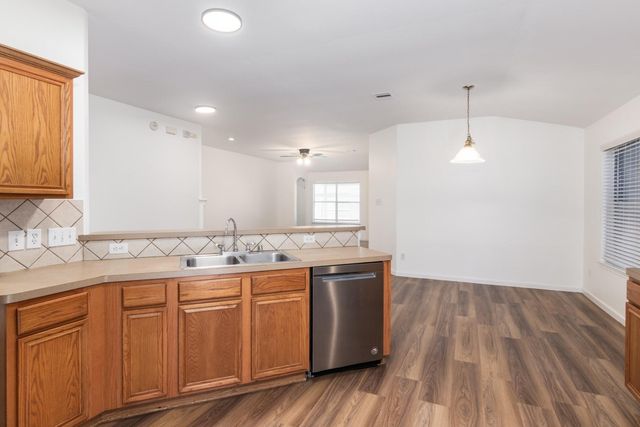 32350 Cross Spring Park Lane, Conroe, TX 77385