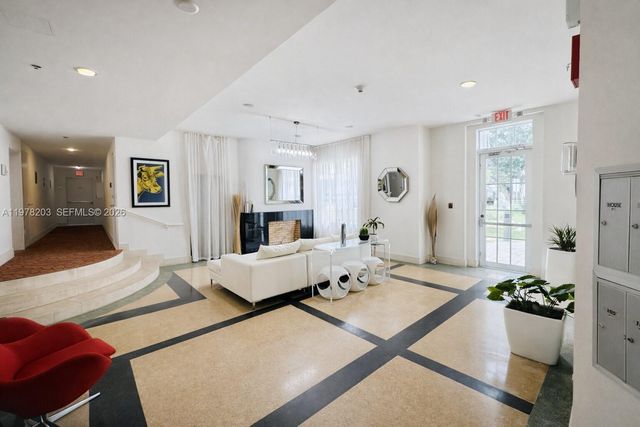 1300 Pennsylvania Ave 109, Miami Beach, FL 33139