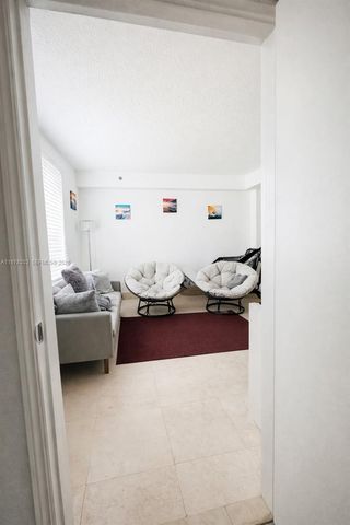 1300 Pennsylvania Ave 109, Miami Beach, FL 33139