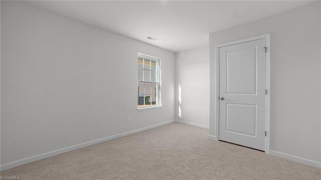 635 Beechwood Circle, Thomasville, NC 27360