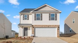 635 Beechwood Circle, Thomasville, NC 27360