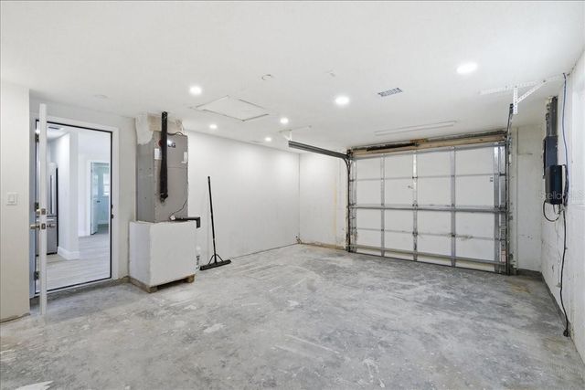 13902 BARNARD AVENUE, Hudson, FL 34667