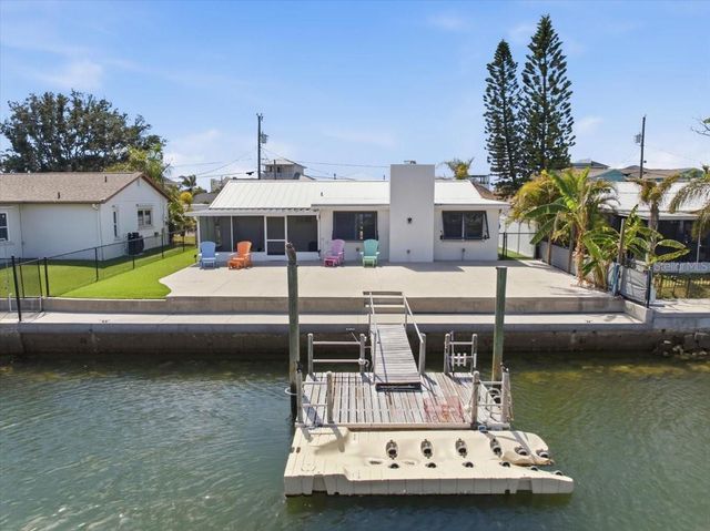 13902 BARNARD AVENUE, Hudson, FL 34667
