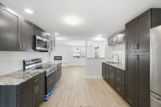 13902 BARNARD AVENUE, Hudson, FL 34667