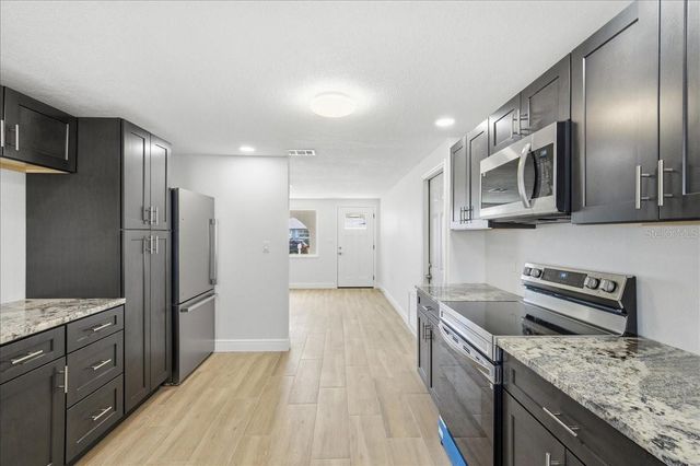 13902 BARNARD AVENUE, Hudson, FL 34667