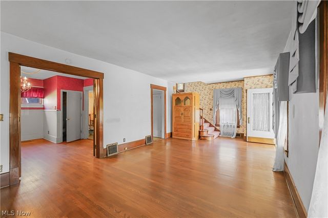3771 Edison Street NW, Uniontown, OH 44685