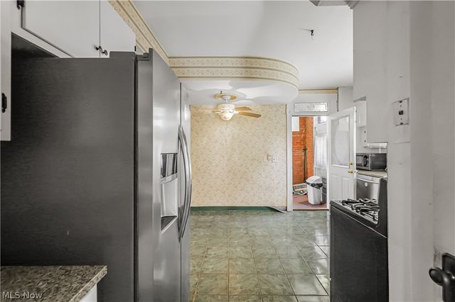 3771 Edison Street NW, Uniontown, OH 44685
