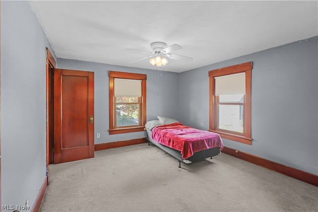 3771 Edison Street NW, Uniontown, OH 44685