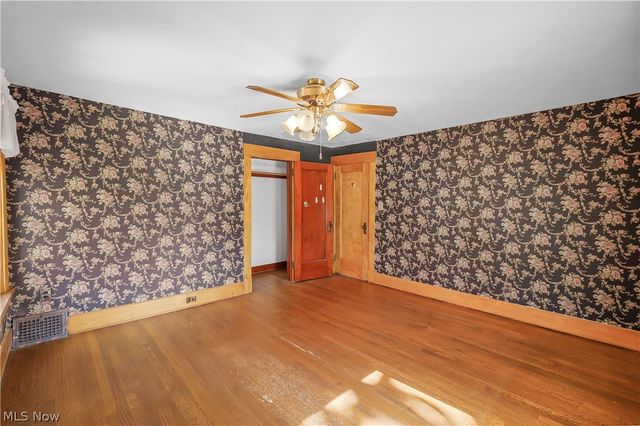 3771 Edison Street NW, Uniontown, OH 44685