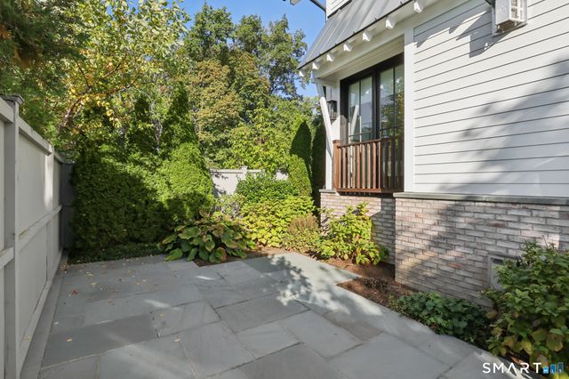 25 Woodland Drive C, Greenwich, CT 06830