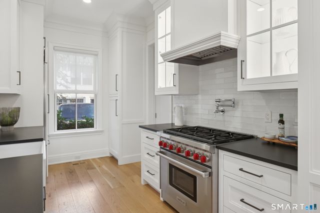 25 Woodland Drive C, Greenwich, CT 06830