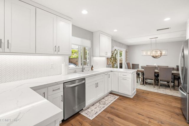 128 Bluefield Avenue, Newbury Park, CA 91320
