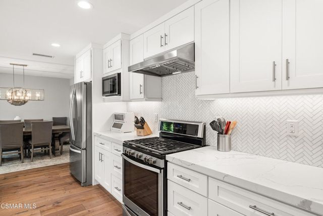 128 Bluefield Avenue, Newbury Park, CA 91320