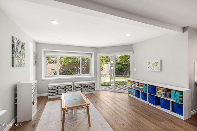 128 Bluefield Avenue, Newbury Park, CA 91320