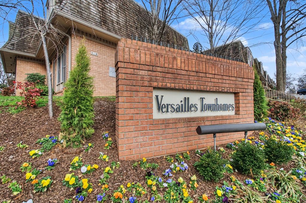 3000 Hillsboro Pike Apt 109, Nashville, TN 37215