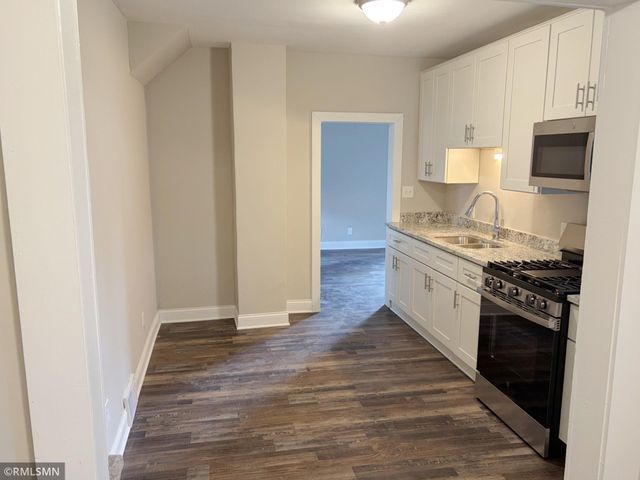 4219 Fremont Avenue N, Minneapolis, MN 55412