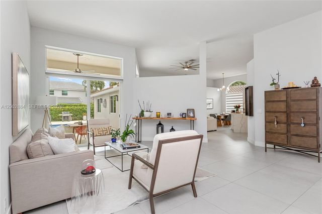 2614 Oakbrook Ct 2614, Weston, FL 33332