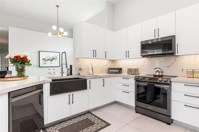 2614 Oakbrook Ct 2614, Weston, FL 33332