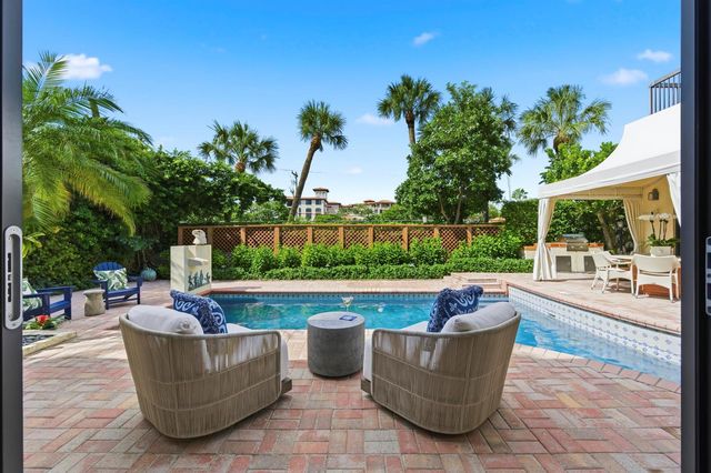 264 Everglade Avenue, Palm Beach, FL 33480