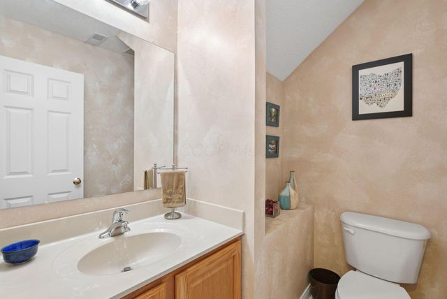 7249 Alma Terrace Drive, New Albany, OH 43054