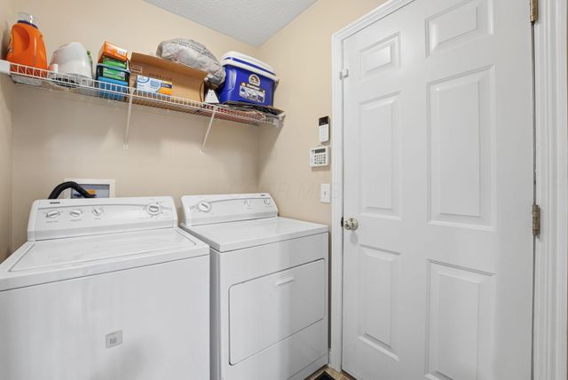 7249 Alma Terrace Drive, New Albany, OH 43054