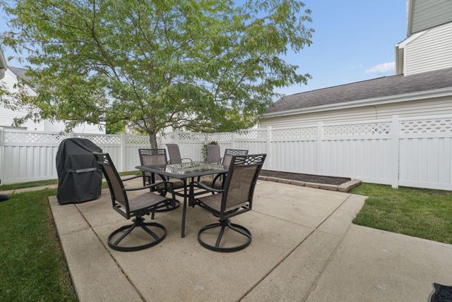 7249 Alma Terrace Drive, New Albany, OH 43054