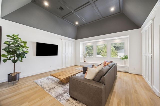 6016 Feagan Street, Houston, TX 77007