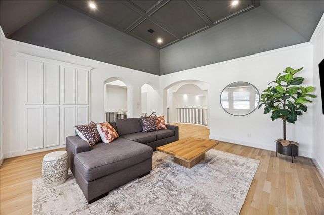 6016 Feagan Street, Houston, TX 77007