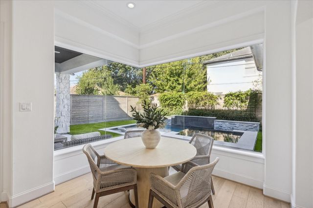 6016 Feagan Street, Houston, TX 77007