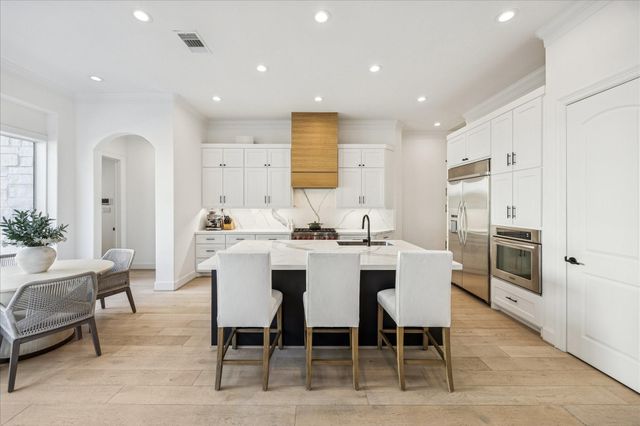 6016 Feagan Street, Houston, TX 77007