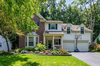 6319 Lake Mathias Drive, New Albany, OH 43054