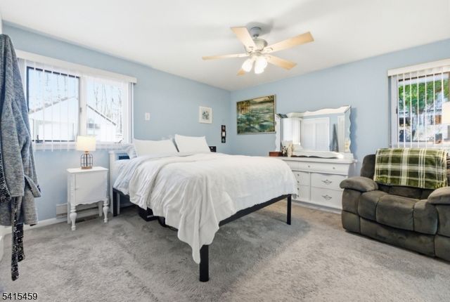 21 Monhegon Ave, Rockaway Twp., NJ 07866