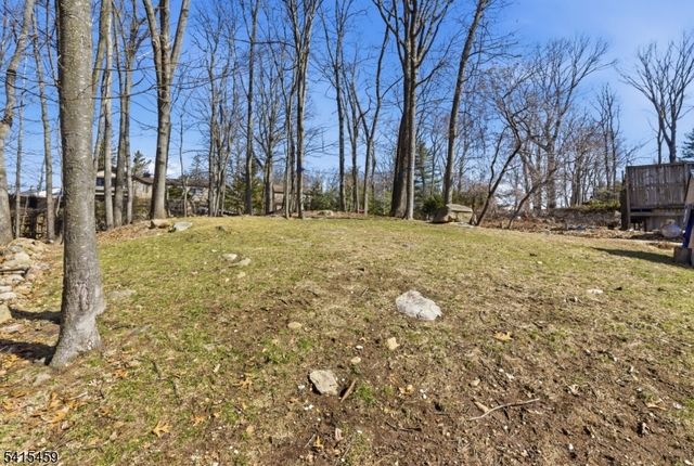 21 Monhegon Ave, Rockaway Twp., NJ 07866