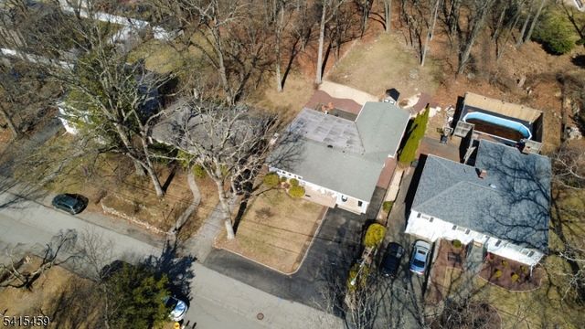 21 Monhegon Ave, Rockaway Twp., NJ 07866