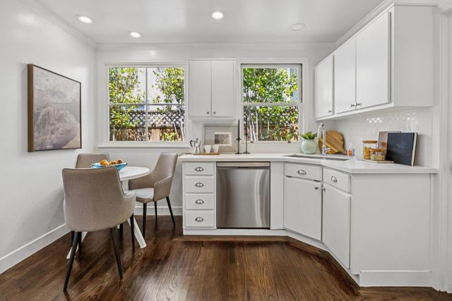 1636 Marco Polo Way, Burlingame, CA 94010