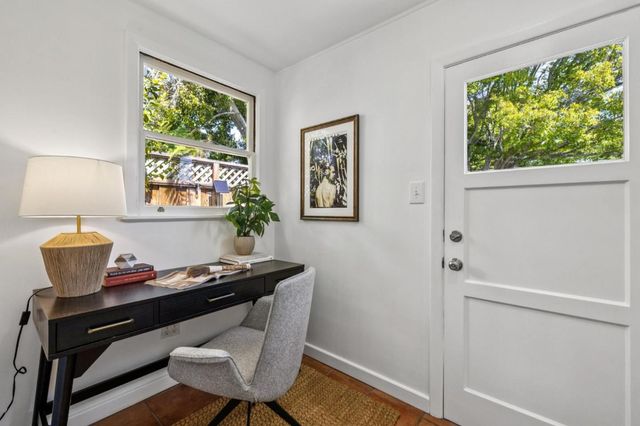 1636 Marco Polo Way, Burlingame, CA 94010