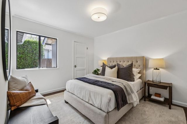 1636 Marco Polo Way, Burlingame, CA 94010