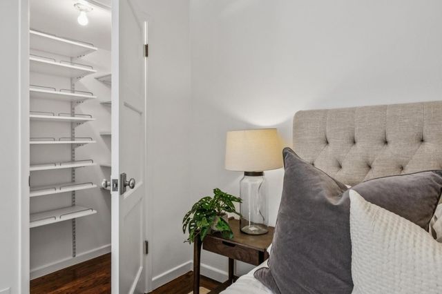 1636 Marco Polo Way, Burlingame, CA 94010