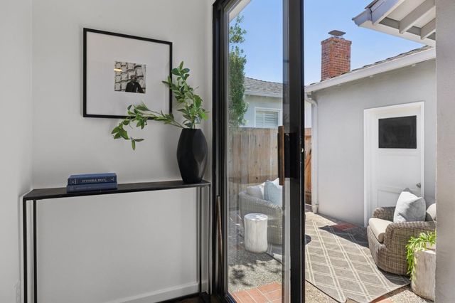 1636 Marco Polo Way, Burlingame, CA 94010