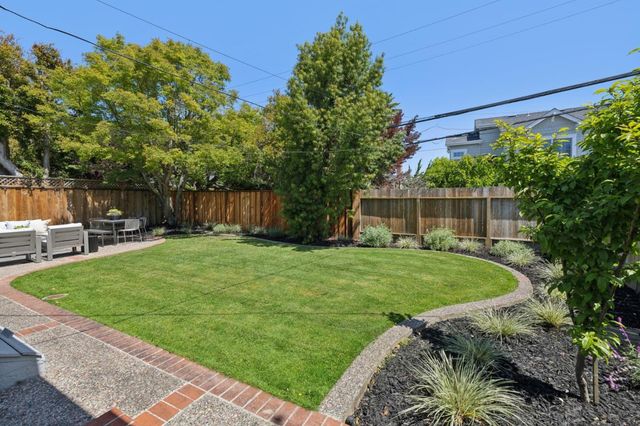 1636 Marco Polo Way, Burlingame, CA 94010
