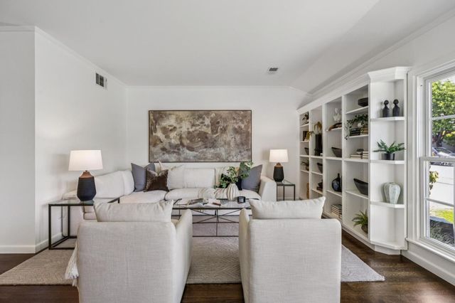 1636 Marco Polo Way, Burlingame, CA 94010