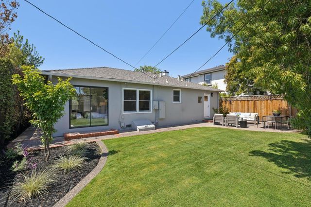 1636 Marco Polo Way, Burlingame, CA 94010