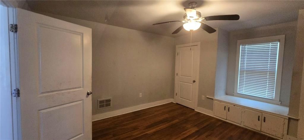 Image 24 of property listing at 2700 Head Road SW, Atlanta, GA 30311