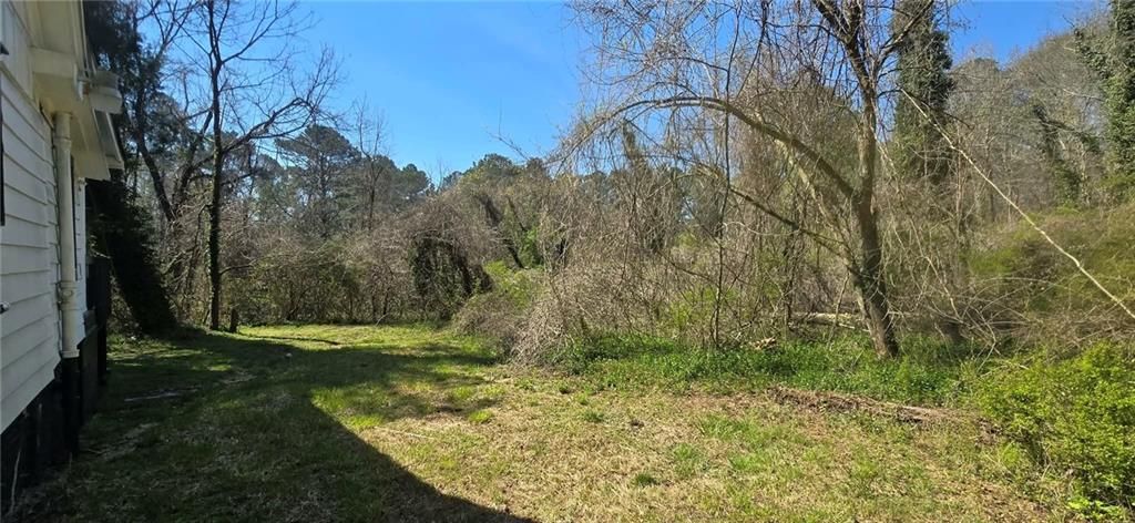 Image 7 of property listing at 2700 Head Road SW, Atlanta, GA 30311