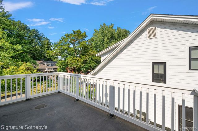 291 W Drayton Street, Ferndale, MI 48220