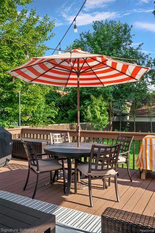291 W Drayton Street, Ferndale, MI 48220