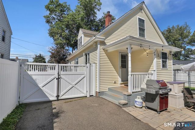 230 Farm Hill Road, Middletown, CT 06457